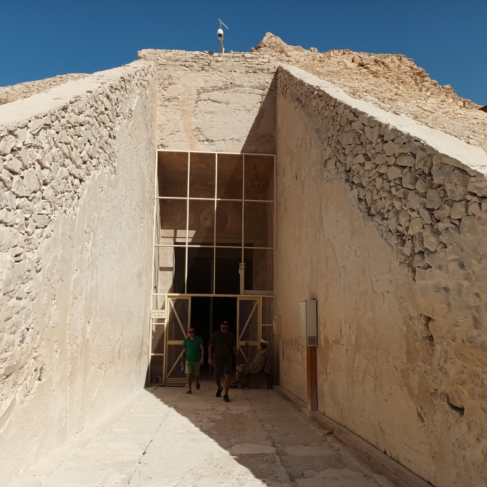 ٢٠٢٤٠٥٠٤_١٦٢٧٤١ - Copy Gate of the tomb inside the valley of the kings.